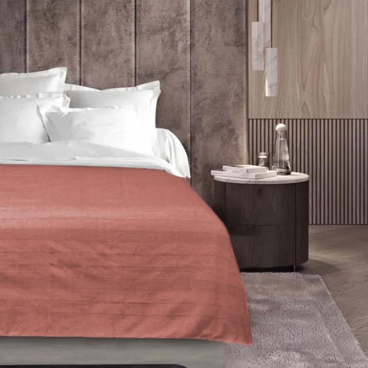 Plaid uni en polycoton pour canapé ou lit