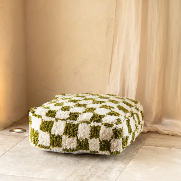 Pouf damier en laine avec garnissage