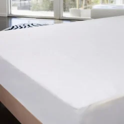 Protège-matelas en forme de drap housse