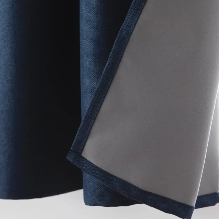 Rideau court occultant à œillets en chambray uni