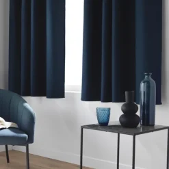 Rideau court occultant à œillets en chambray uni