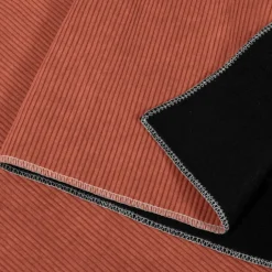 Rideau en velours côtelé occultant et thermique