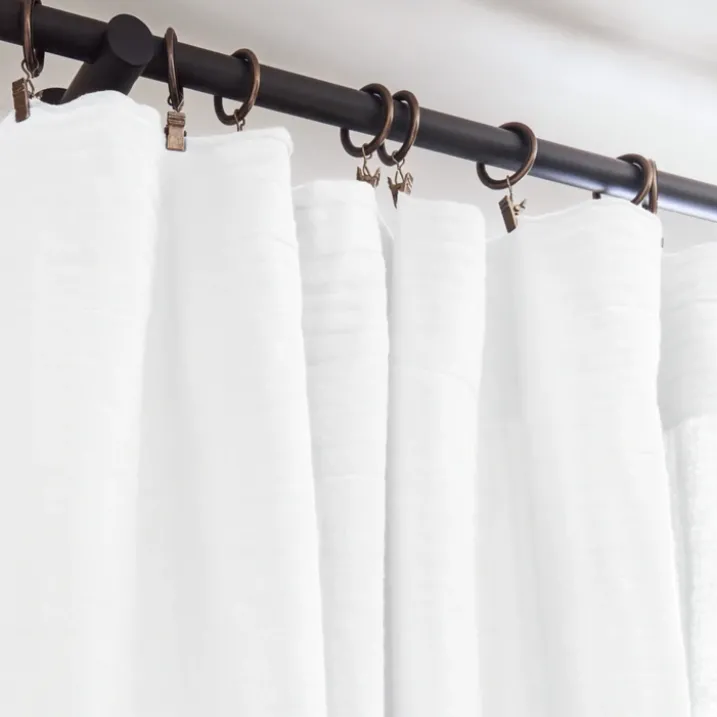 Rideau gaze de coton ajustable finition bourdon