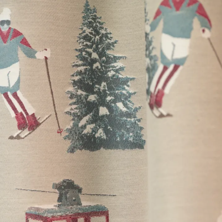 Rideau jacquard à œillets avec motifs skieurs et sapins