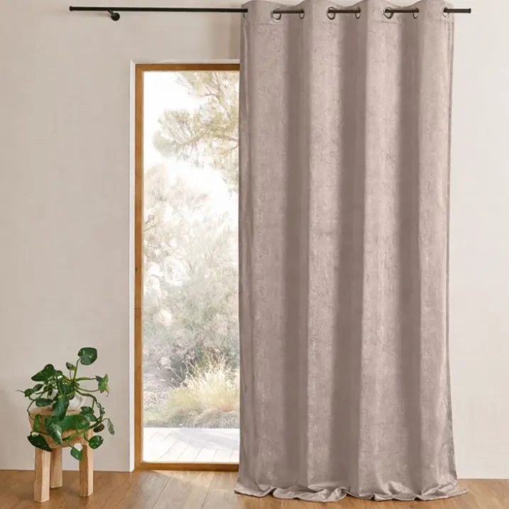 Rideau obscurcissant et isolant aspect velours