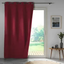 Rideau 100% occultant en microfibre
