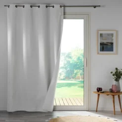 Rideau 100% occultant en microfibre
