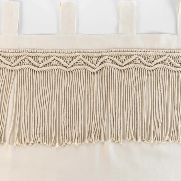 Rideau à passants en macramé