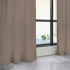 Rideau uni esprit loft