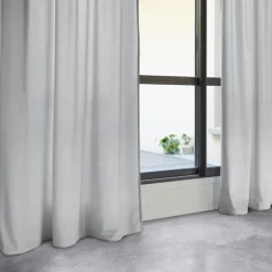 Rideau uni esprit loft