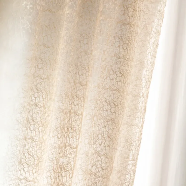 Rideau voilage broderie ton sur ton