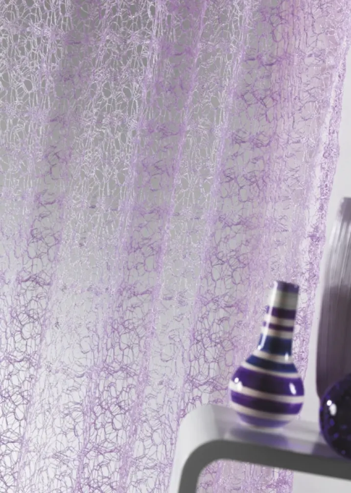 Rideau voilage broderie ton sur ton