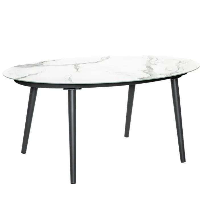 Salon détente avec table en imitation marbre