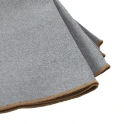 Serviette de table unie et bourdonnée
