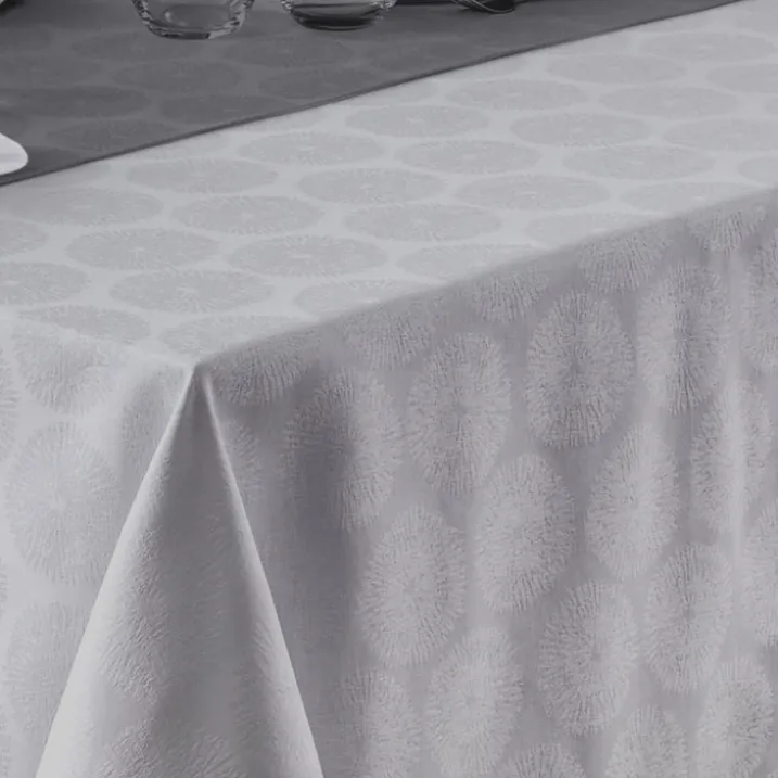 2 sets de table en damassés