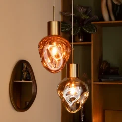 Suspension en verre et métal