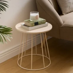 Table d’appoint ronde en acier