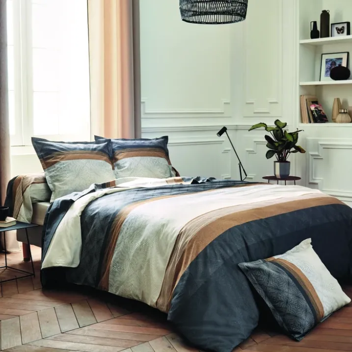 Taie d'oreiller au style graphique et masculin