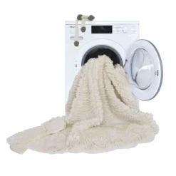 Tapis lavable en laine mouton au nez rose