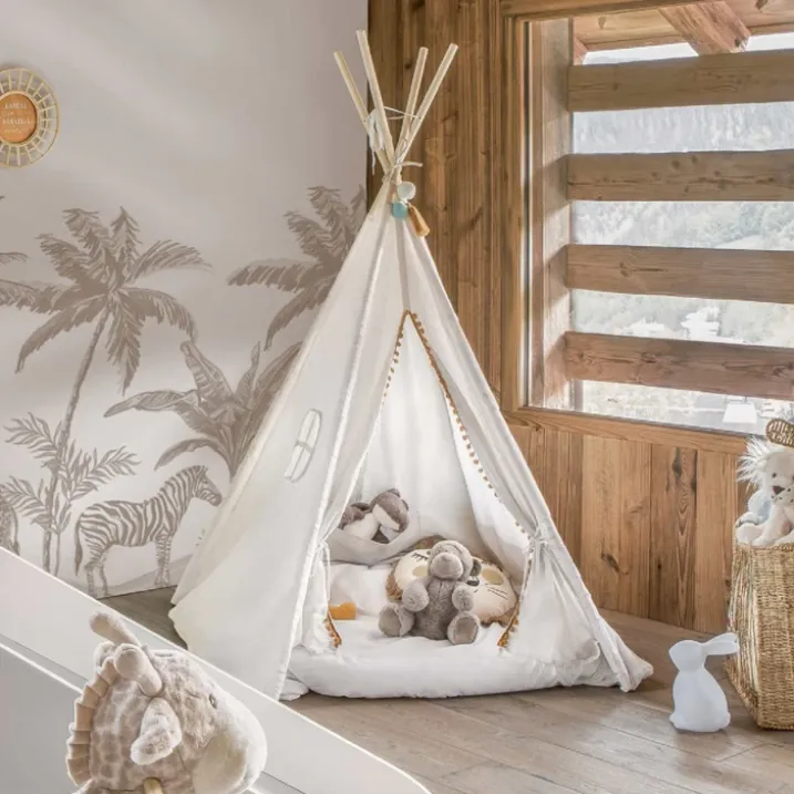 Tipi à pompons ronds