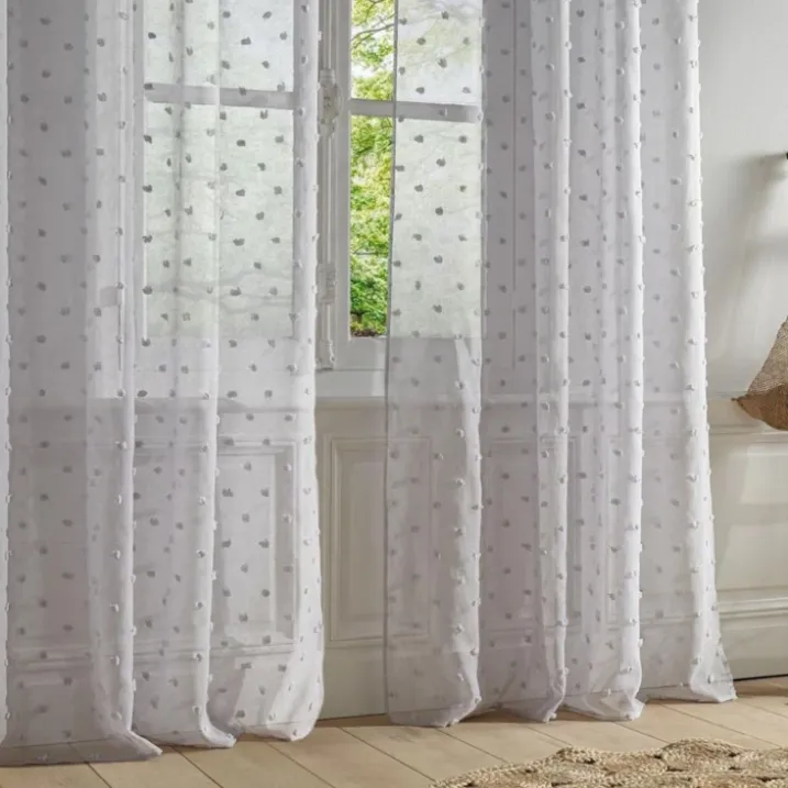 Voilage enfant petits pompons