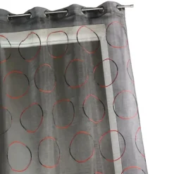 Voilage en organza avec cercles brodés