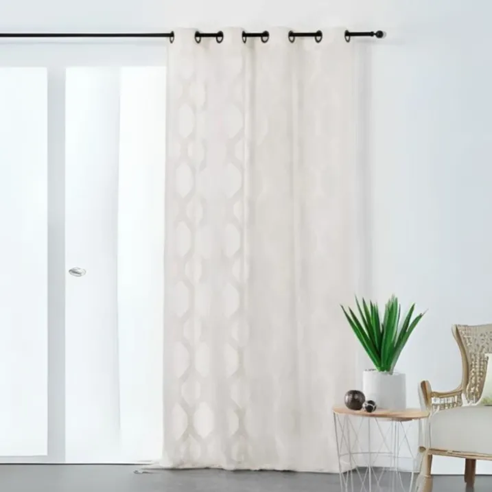 Voilage à motifs géométriques verticaux