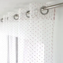 Voilage plumetis en organza avec œillets