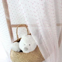 Voilage plumetis en organza avec œillets