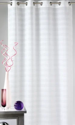 Voilage à rayures horizontales ton sur ton