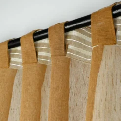 Voilage tamisant à pattes cachées