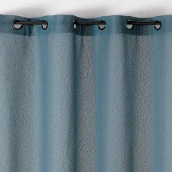 Voilagetamisant à relief